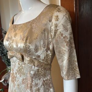 Vintage gold dress, by Dolman dress Montreal size S